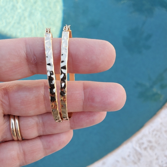 Tahari Gold Hammered Oblong Hoops Hoop Earrings - Picture 8 of 11